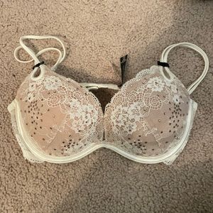 Victoria Secret Push Up Bra